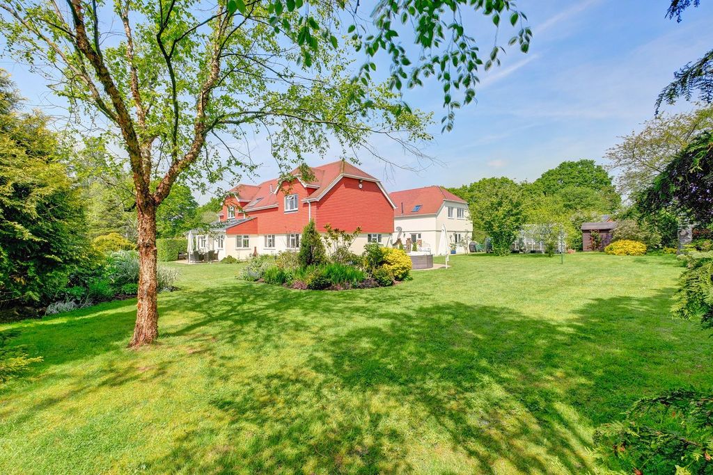 Property photo 3 of 72