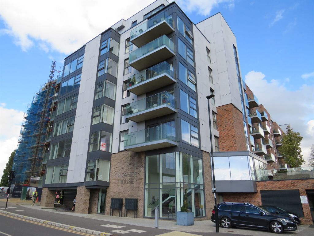 Property photo 1 of 3