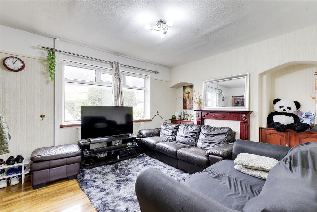 Property photo 2 of 12 1132.Jpg