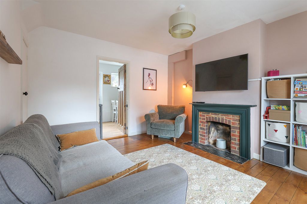 Property photo 1 of 12 Picture No. 04