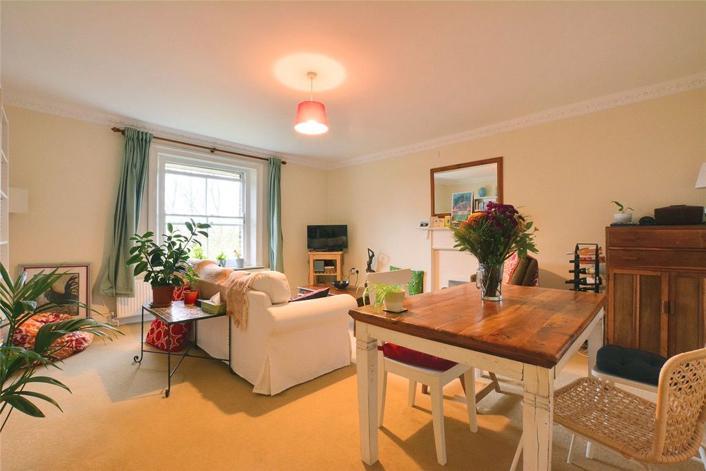 Property photo 1 of 11 Picture No. 14