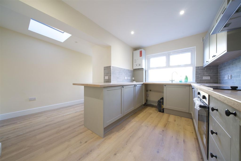 Property photo 2 of 16 Dsc07095.Jpeg