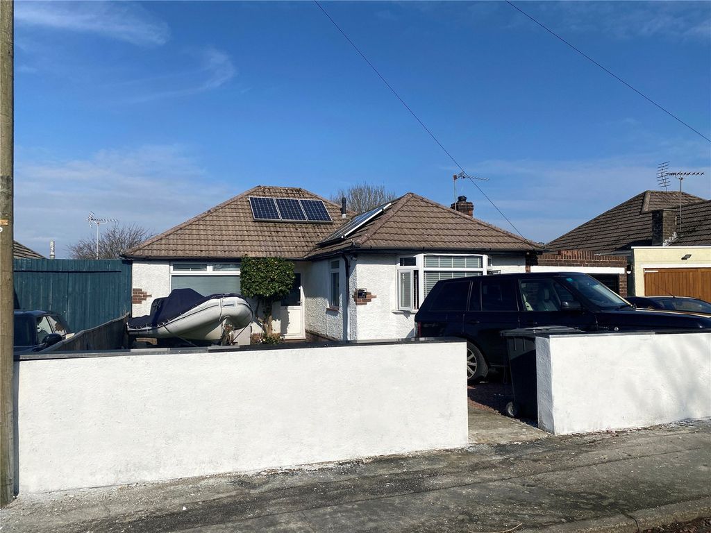 Property photo 1 of 17 Picture No. 32