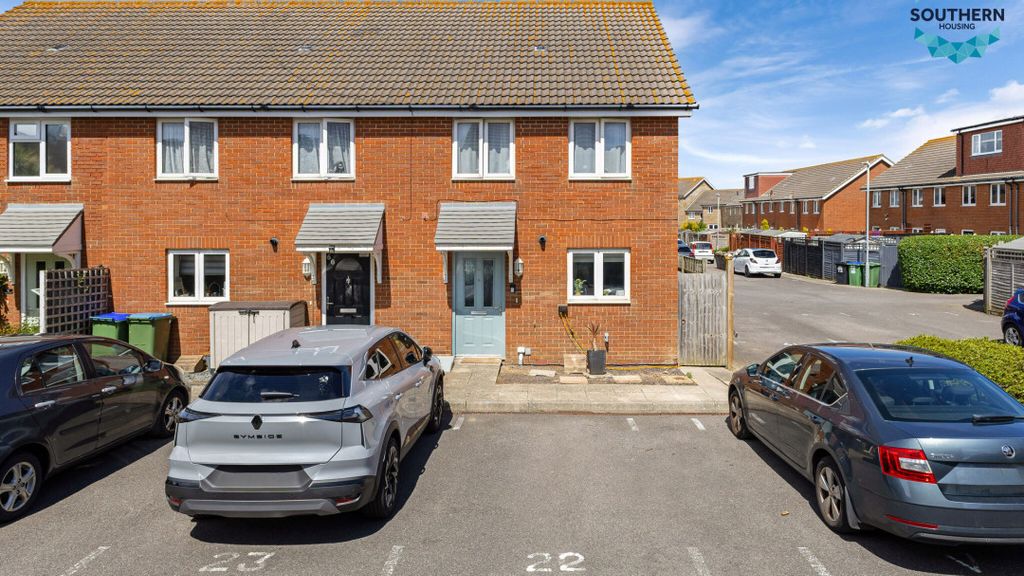 Property photo 1 of 24