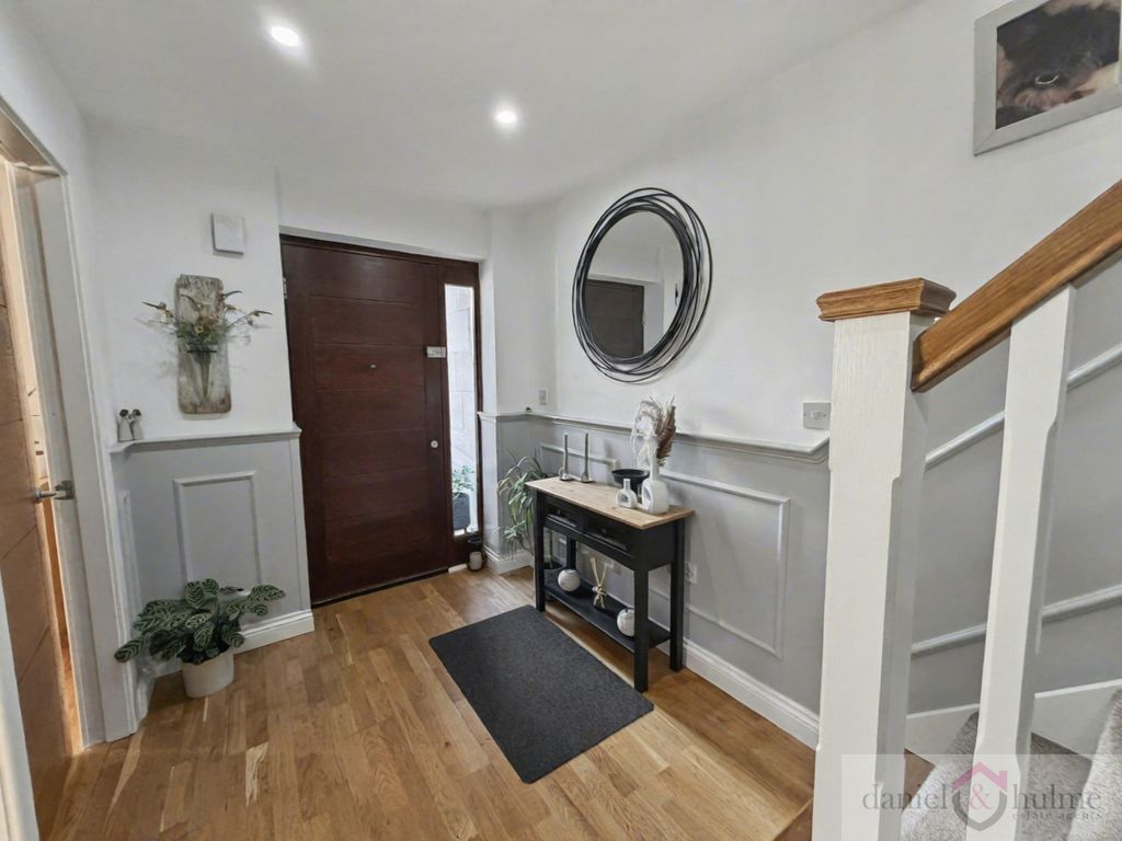 Property photo 3 of 30 dc2E98102Fbb461F9Eefe1Abc8d186E1