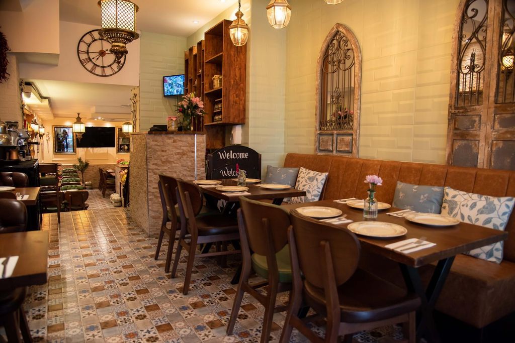 Property photo 2 of 18 Restaurant Area