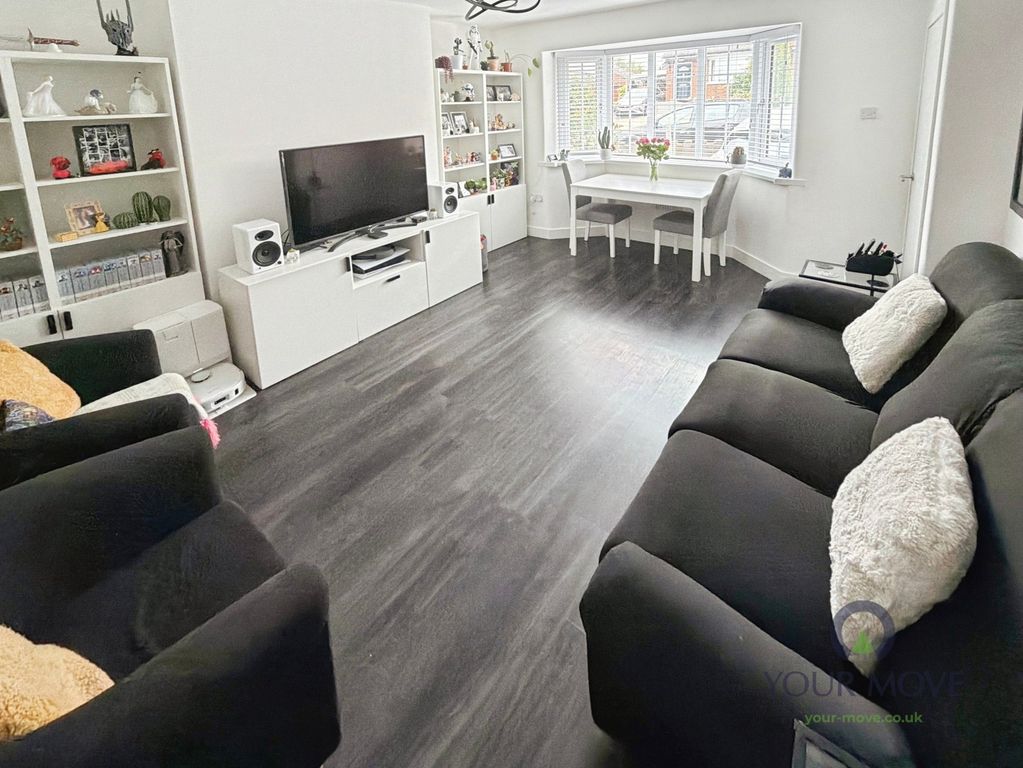 Property photo 2 of 10 Lounge