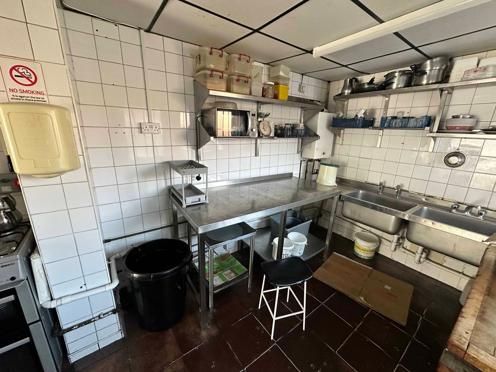 Property photo 3 of 5