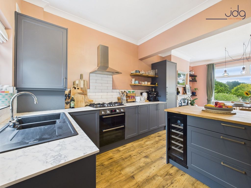 Property photo 2 of 16 Open Plan Kitchen Diner