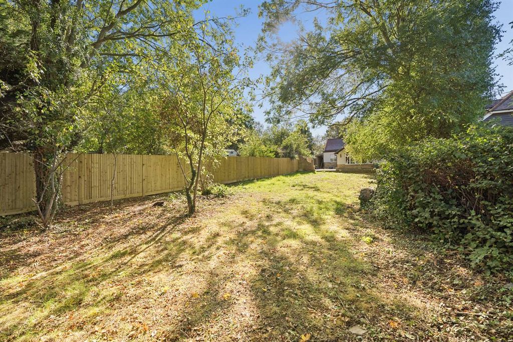 Property photo 3 of 19