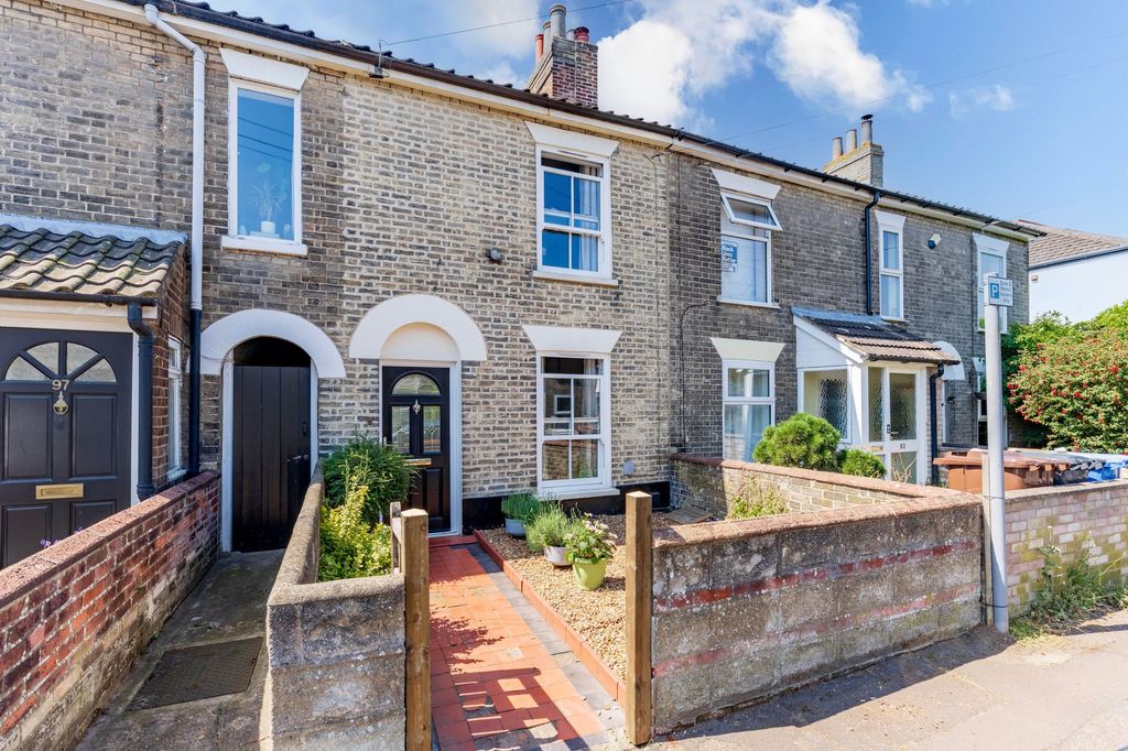 Property photo 1 of 14