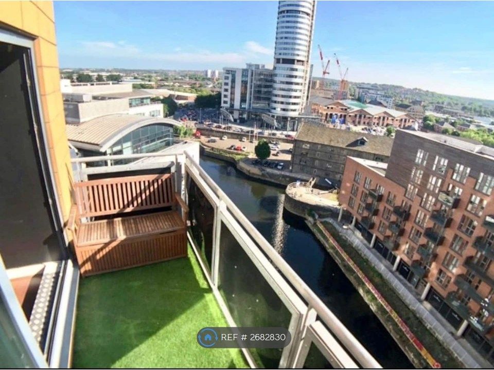 Property photo 2 of 15 Balcony