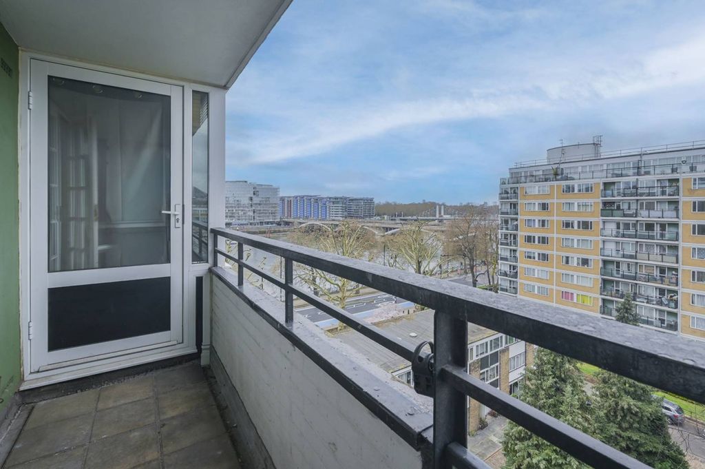 Property photo 3 of 7