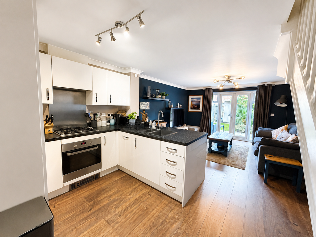 Property photo 2 of 14 Img_3122