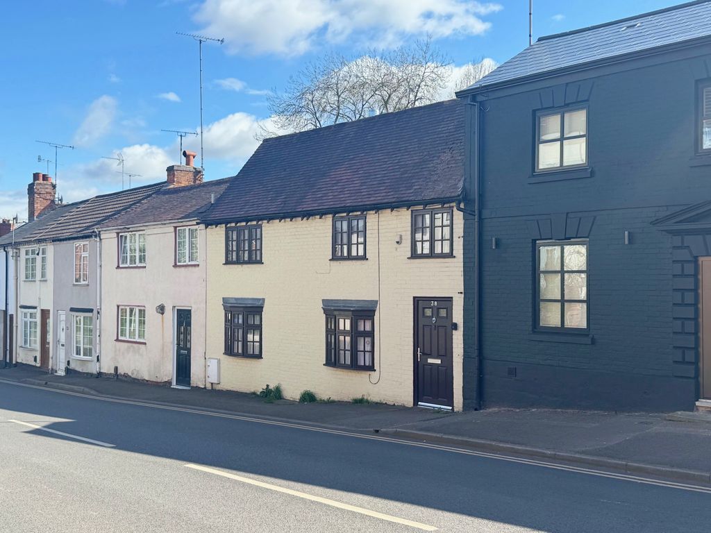 Property photo 1 of 11 Front