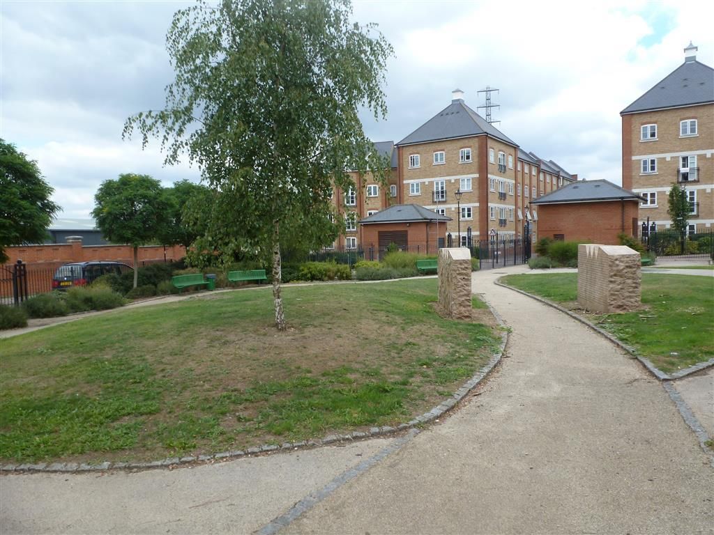 Property photo 1 of 10 Garden