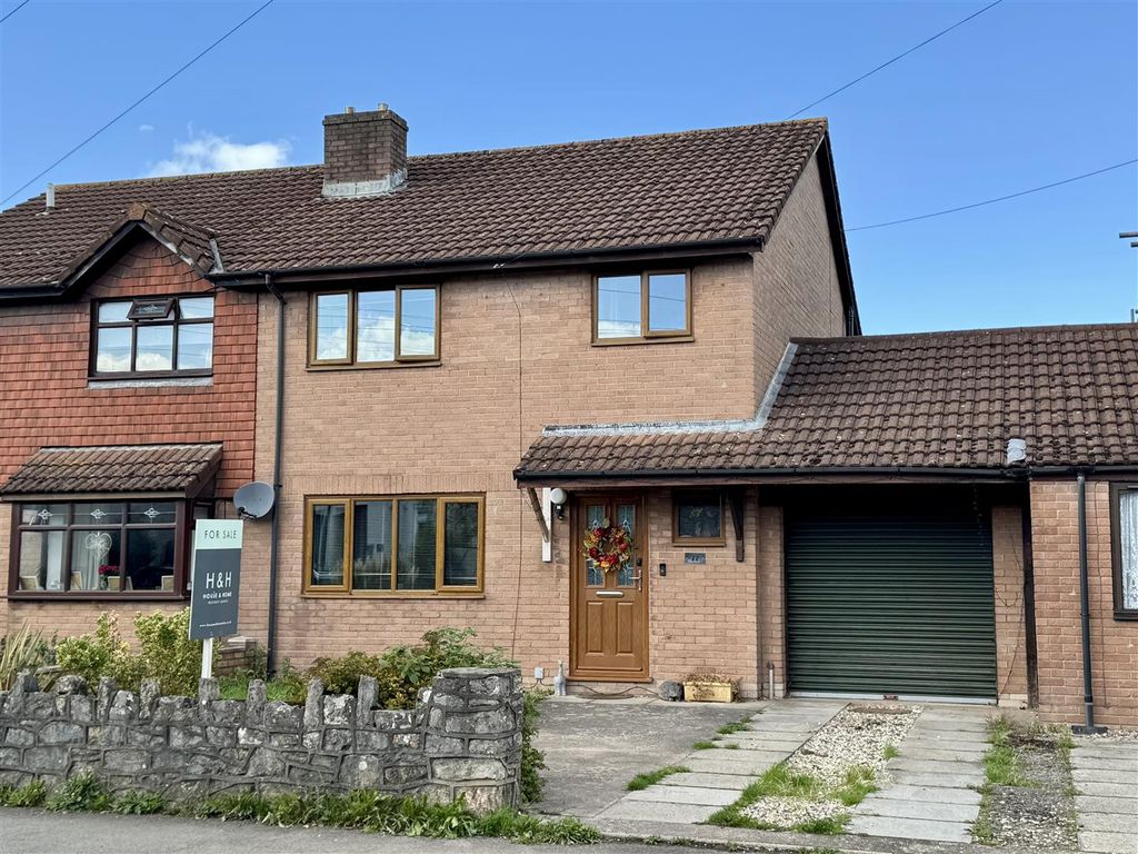 Property photo 1 of 23