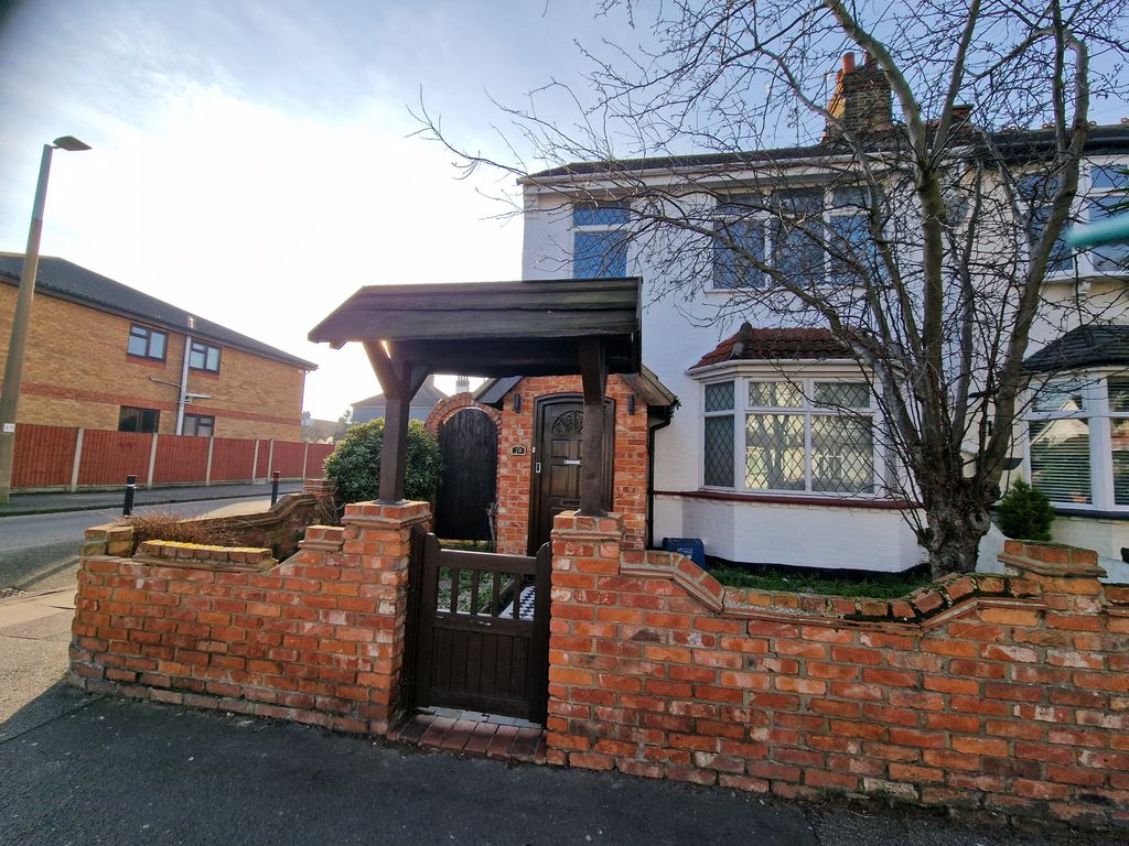 Property photo 2 of 10
