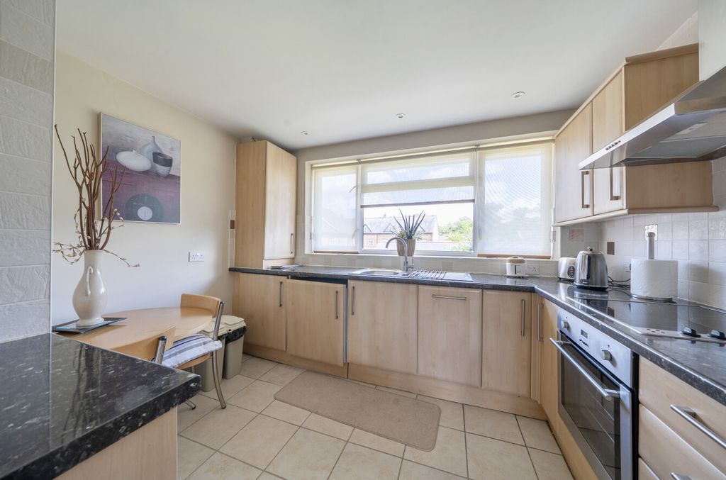 Property photo 3 of 21 1469604-8-6A28117...