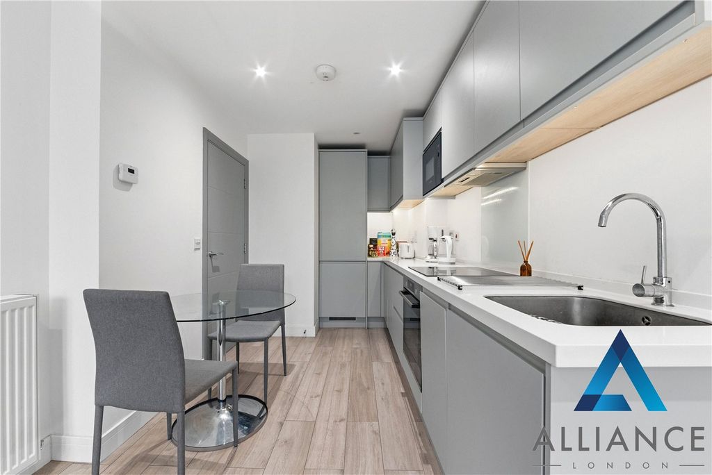 Property photo 1 of 9 Picture No. 15