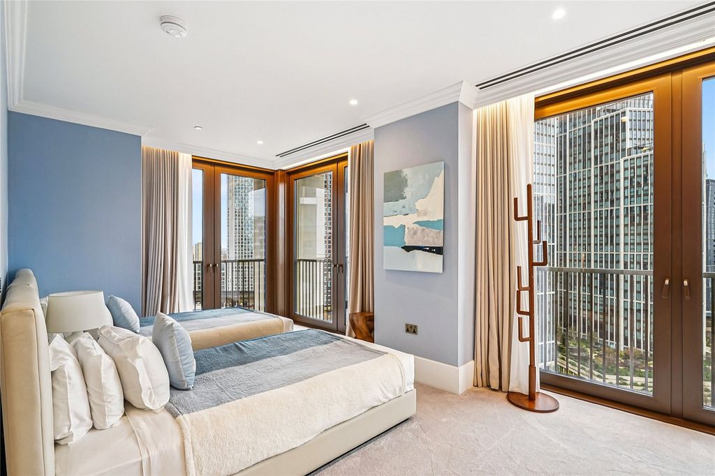 Additional image 21 of 6 bed flat to rentOak Lane, London SW8