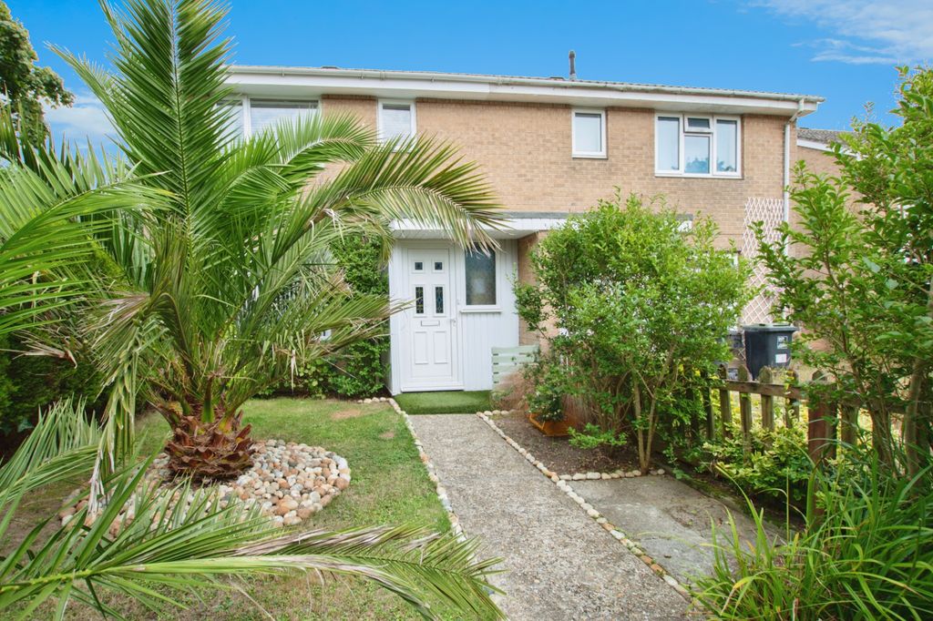 Property photo 1 of 20