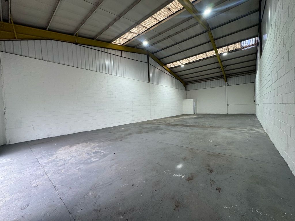 Property photo 2 of 4