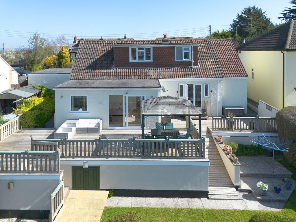 Property photo 1 of 31