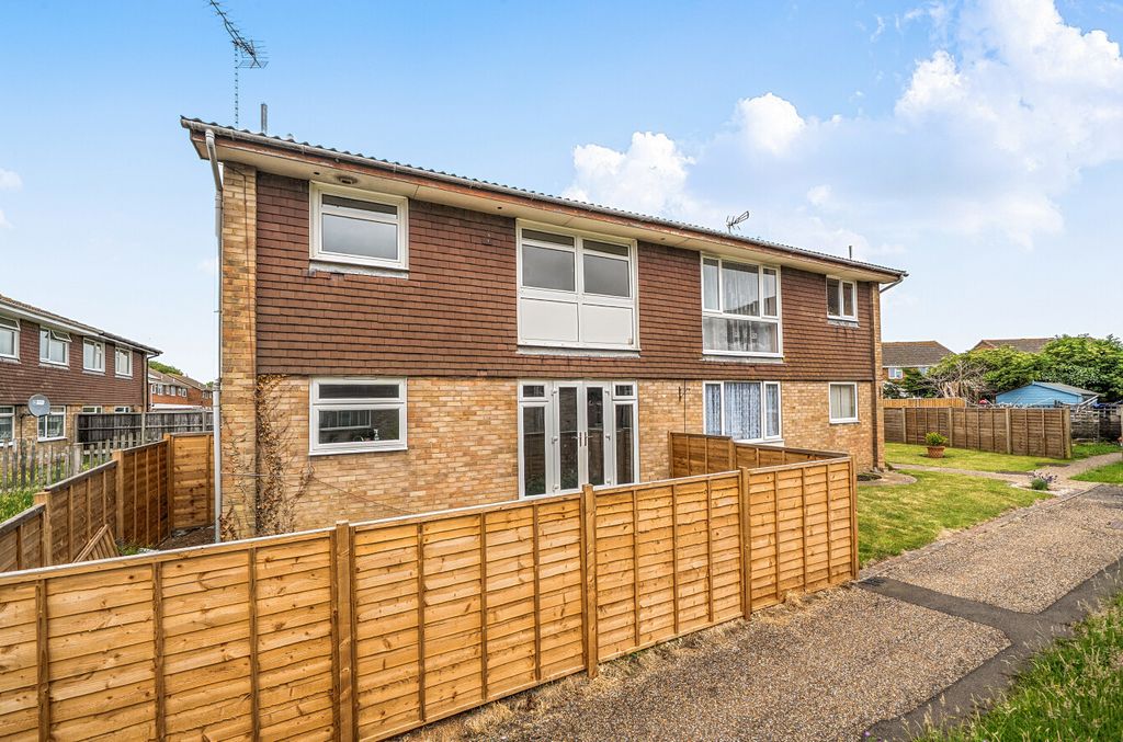 Property photo 1 of 11 1476908-6-6A2c071...