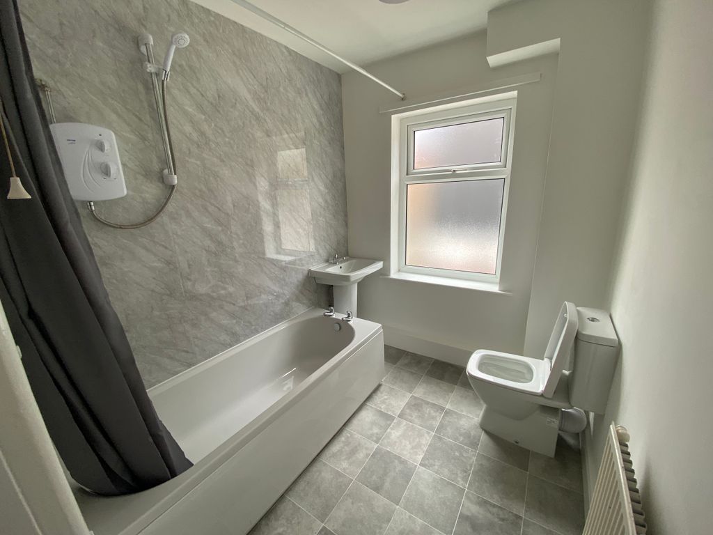 Property photo 2 of 13 Img_4892