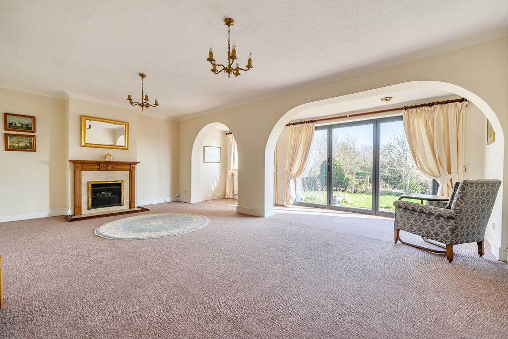 Property photo 2 of 33 1419669-17-69A87B...