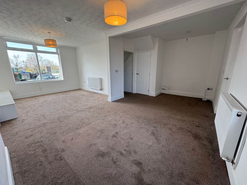 Property photo 2 of 10 Whatsapp Image 2026-03-18 At 12