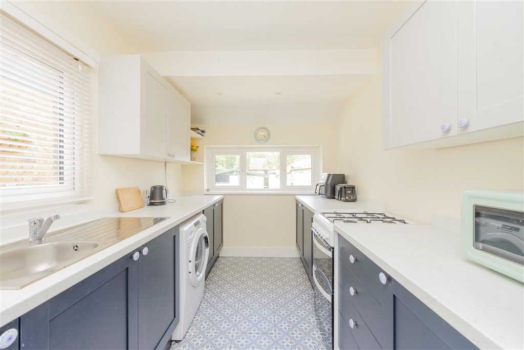 Property photo 3 of 16 Kitchen
