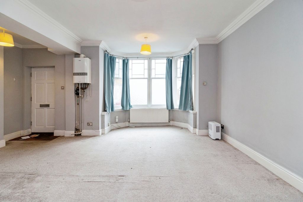 Property photo 3 of 13 Photography