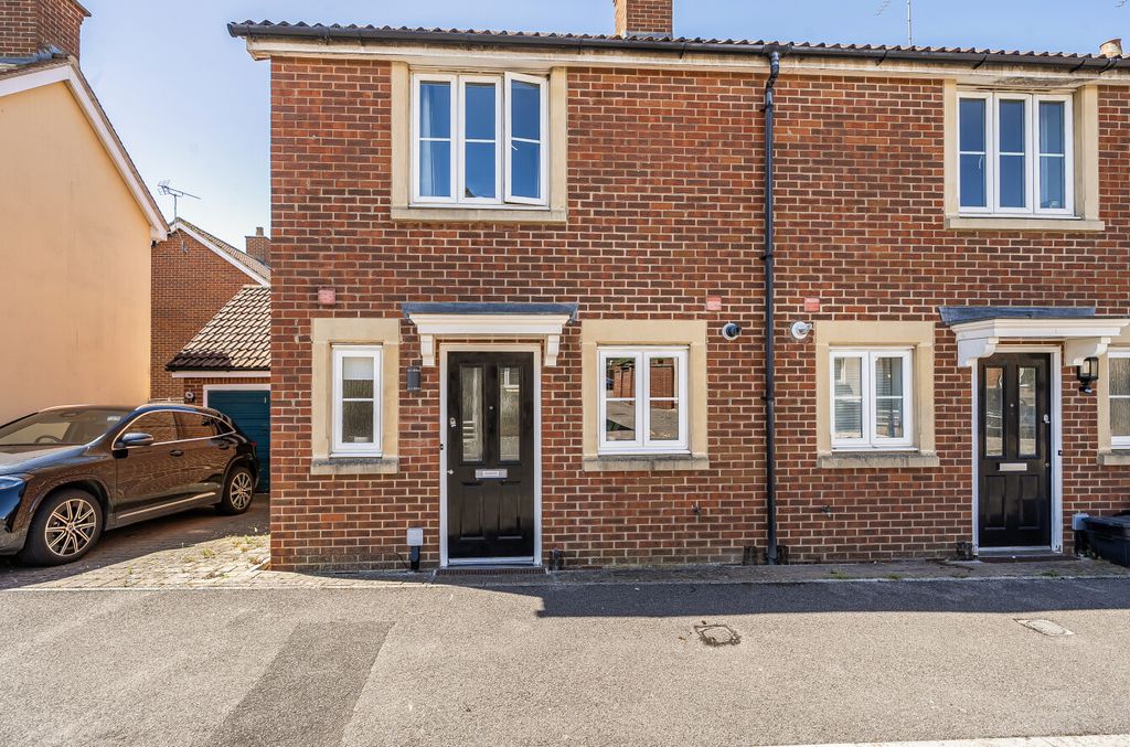 Property photo 1 of 12 1471188126A27Fe7256A42
