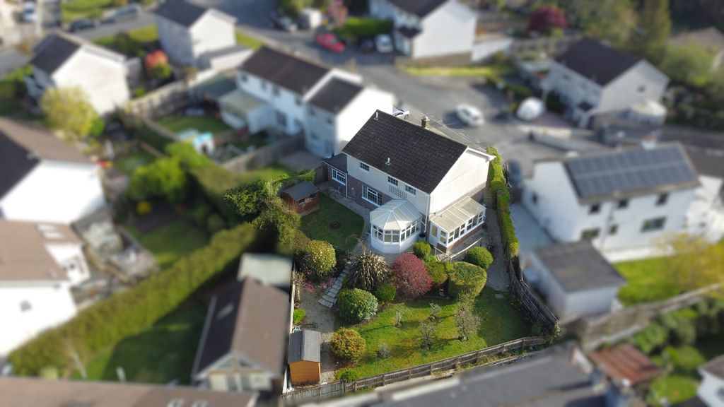 Property photo 3 of 27 Drone 1