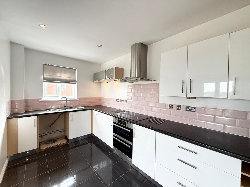 Property photo 2 of 10 Picture No. 08