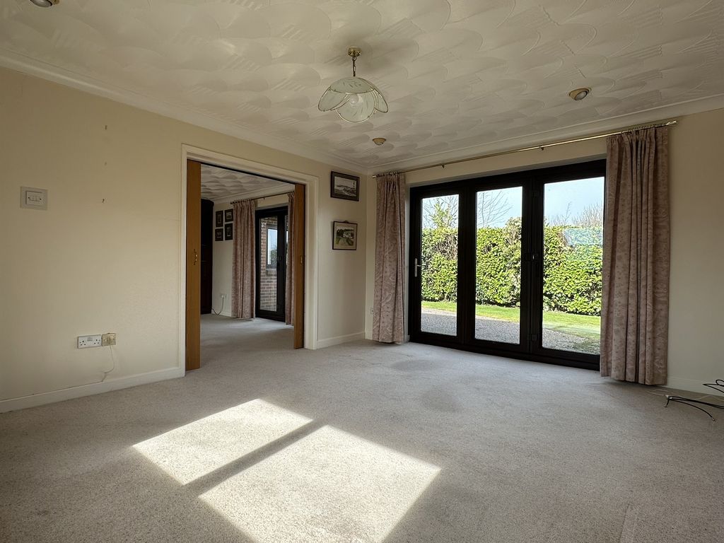 Property photo 2 of 18 Not Specified