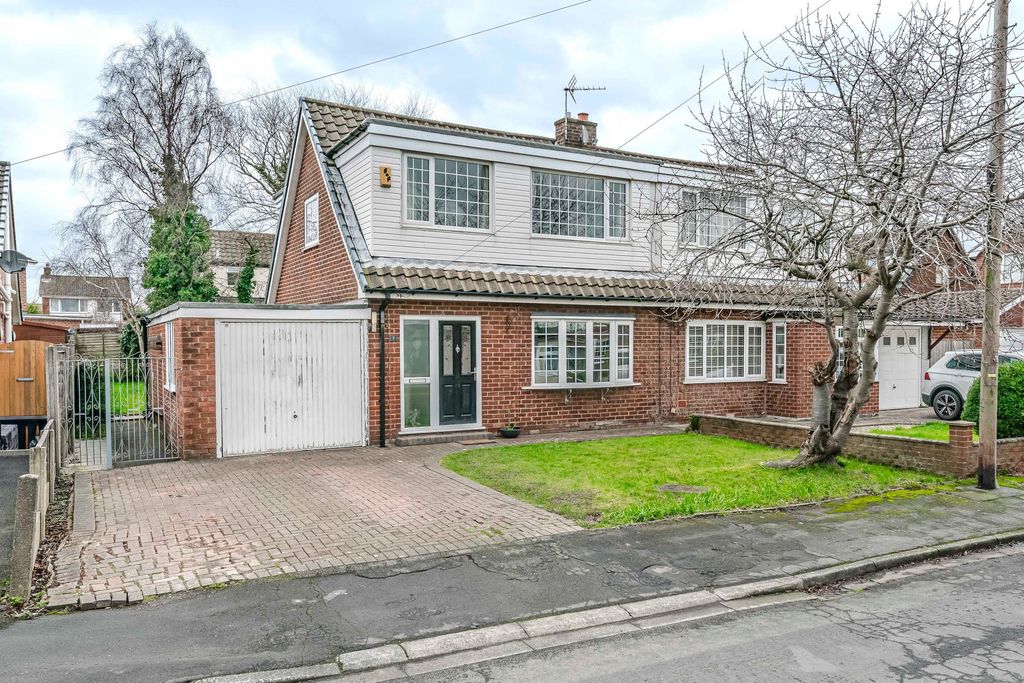 Property photo 1 of 31