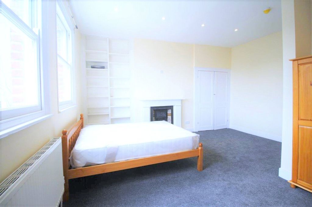 Property photo 1 of 8 Picture No. 25