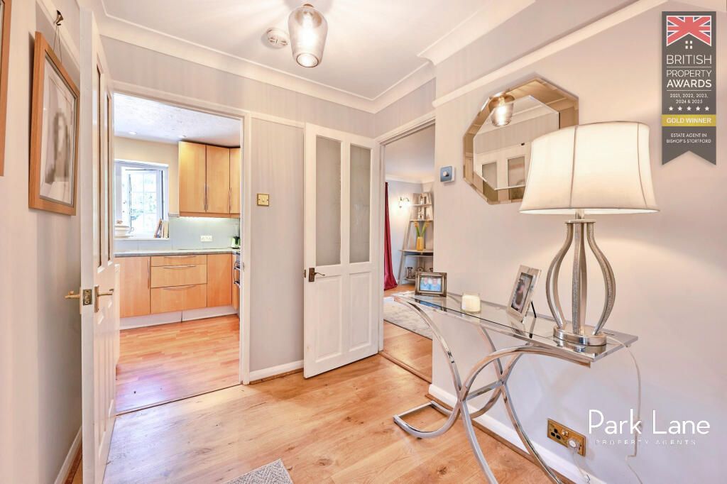 Property photo 3 of 44