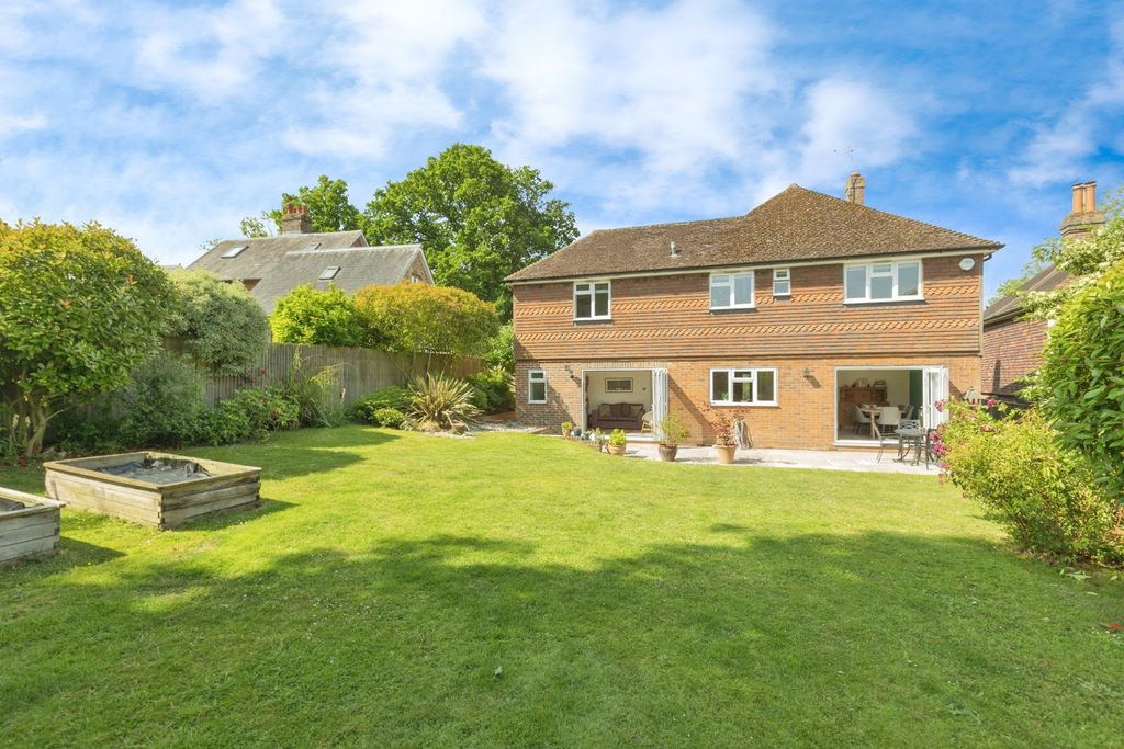 Property photo 2 of 16 Photo