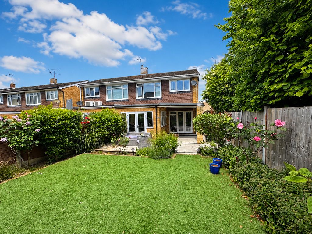 Property photo 2 of 14