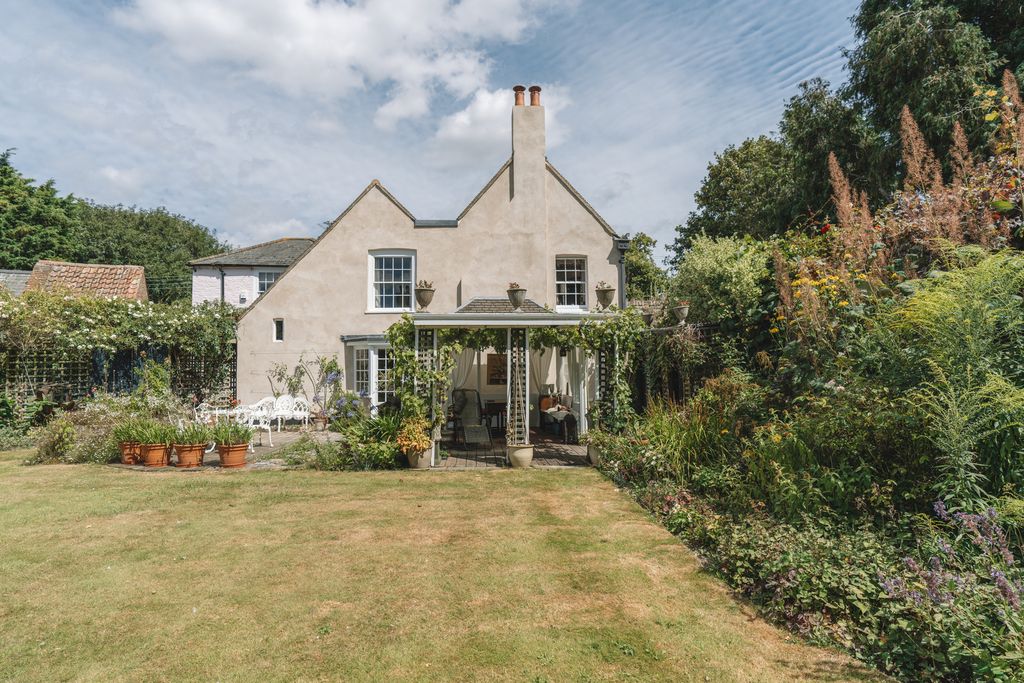 Additional image 30 of 6 bed detached house for saleBrewery Farmhouse, Deal, Kent CT14