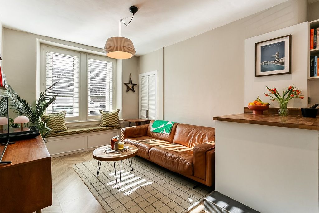 Property photo 2 of 22