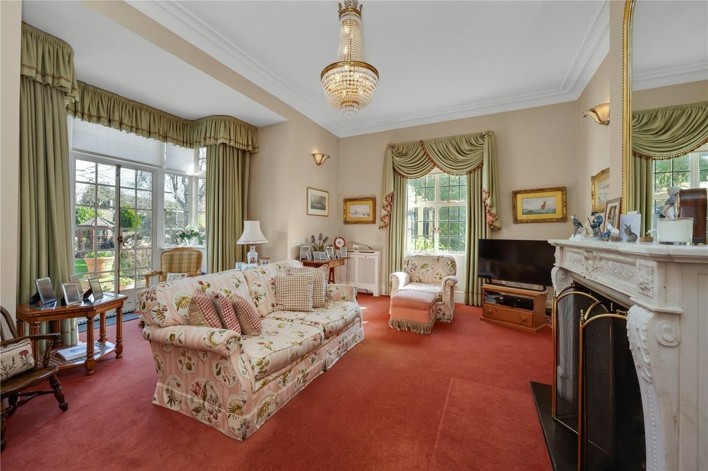 Property photo 3 of 19 Reception Room