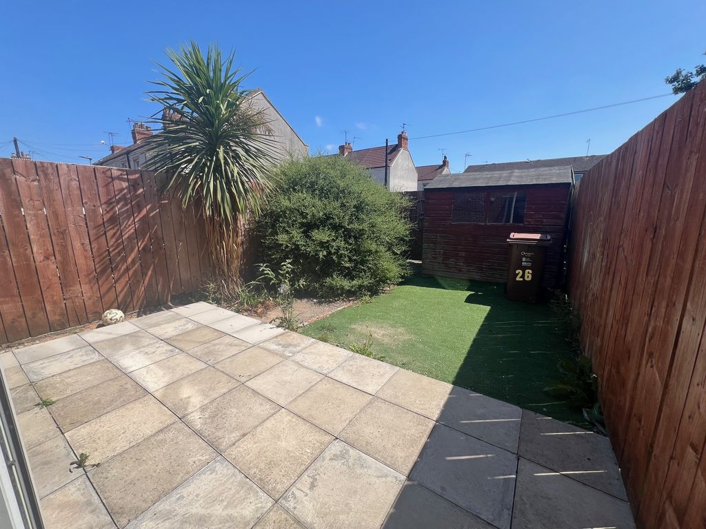 Property photo 2 of 13 Garden