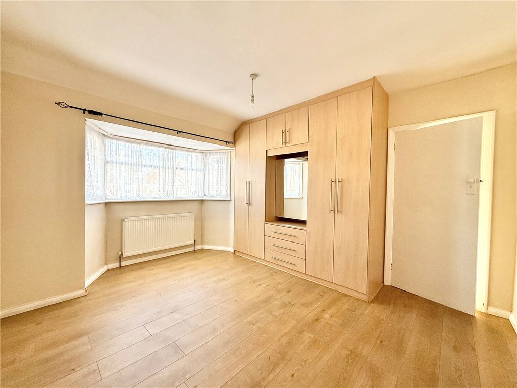 Property photo 3 of 11 Picture No. 02