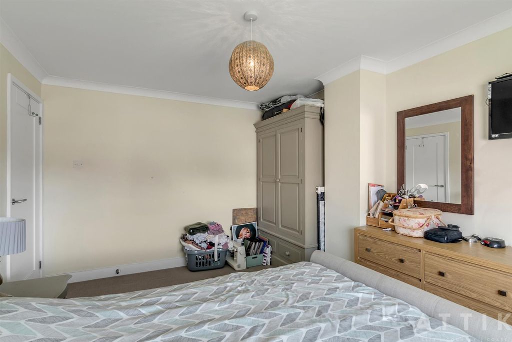Additional image 17 of 3 bed semi-detached house for saleQueens Drive, Halesworth IP19