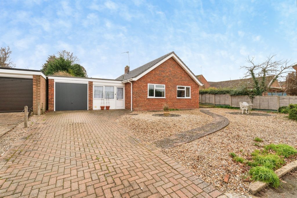 Property photo 1 of 16